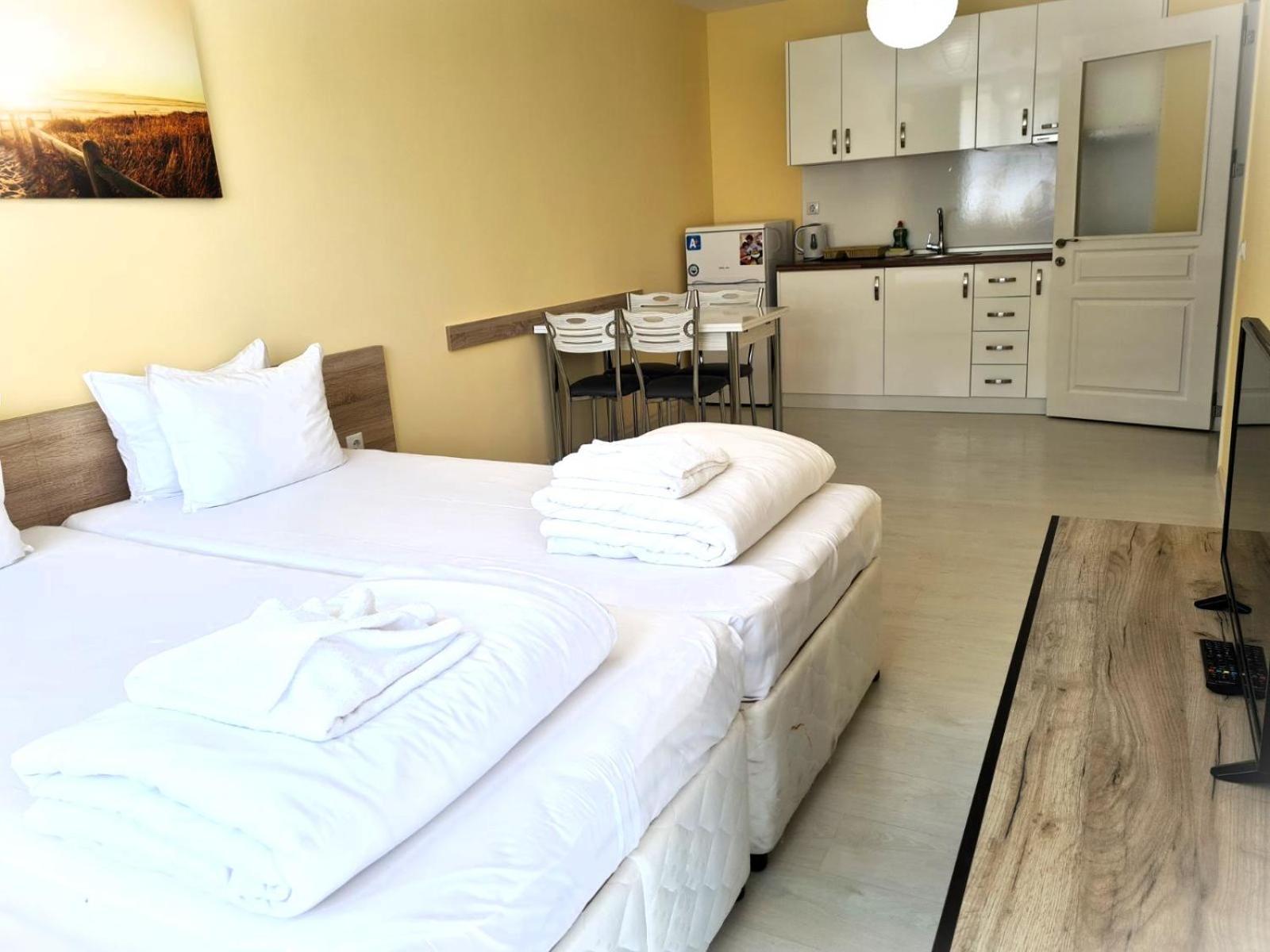 Apartments Stamopolu Lux With Pool View Приморсько Екстер'єр фото